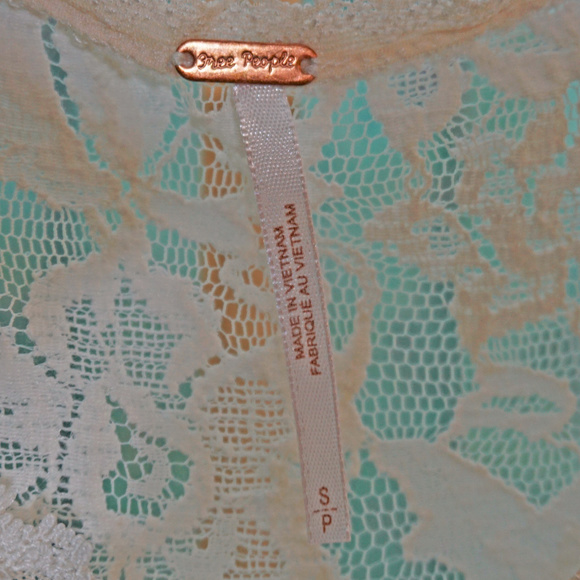 Free People lace bell sleeve peplum shirt - Picture 2 of 2